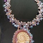 Колье с аммонитом