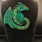 Дракон с малахитом