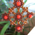 Кулон  по схеме "Гвен Фишер"