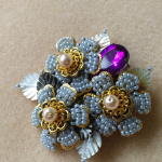 Брошечка в благородных тонах