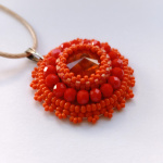 Кулон оранжевый