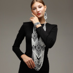 Набор из бисера выполненный в станочной технике.