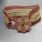 Браслеты на лето