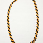 Цепочка желто-черная